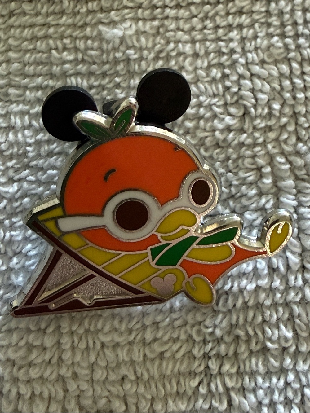 Disney Hidden Mickey Pin 2 of 5 Orange Bird Sunglasses
